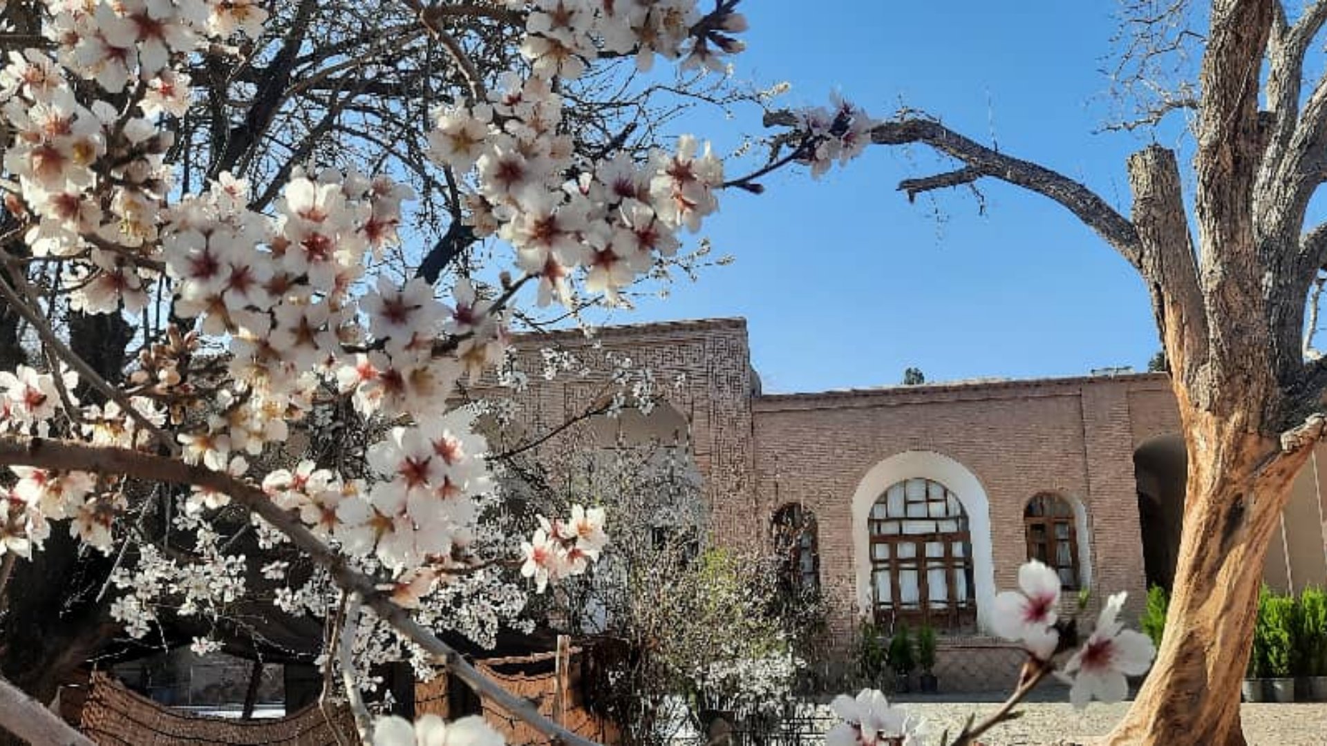 اقامتگاه بومگردی قند چین، تصویر ۳