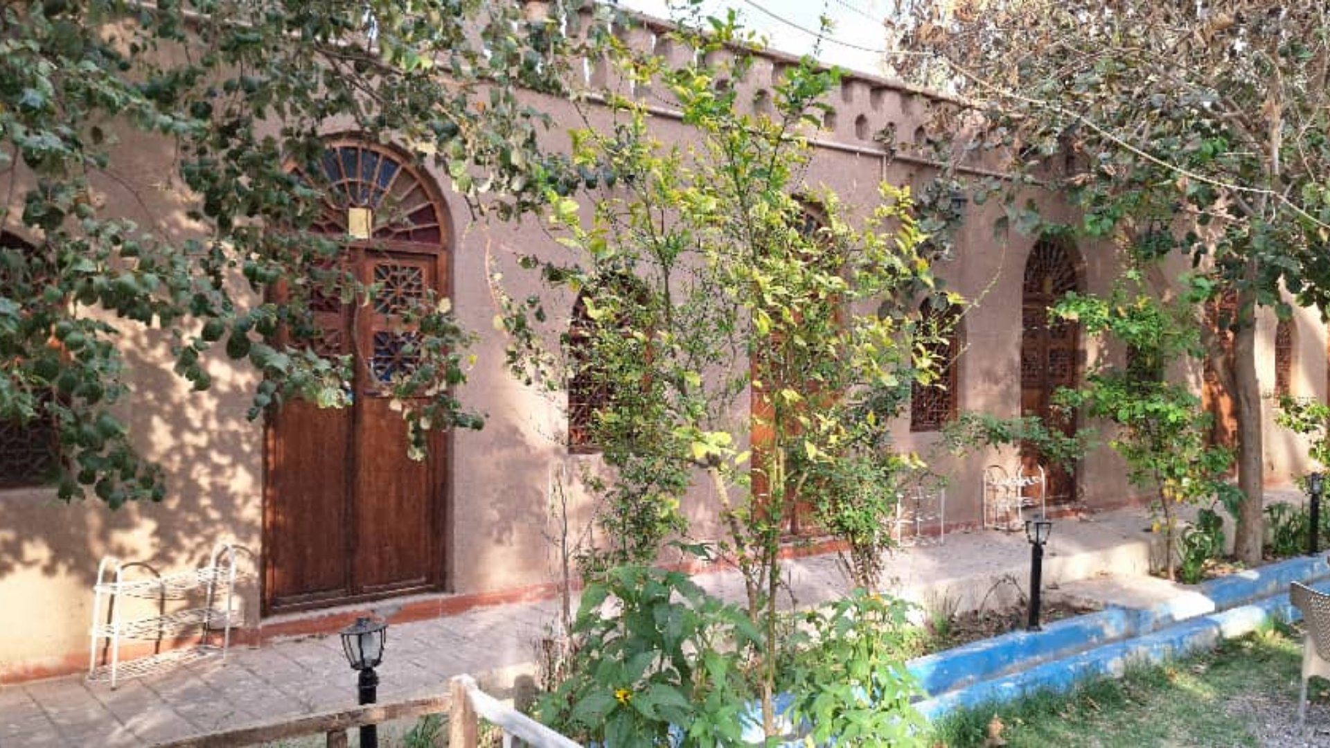 اقامتگاه بومگردی نخل و نارنج