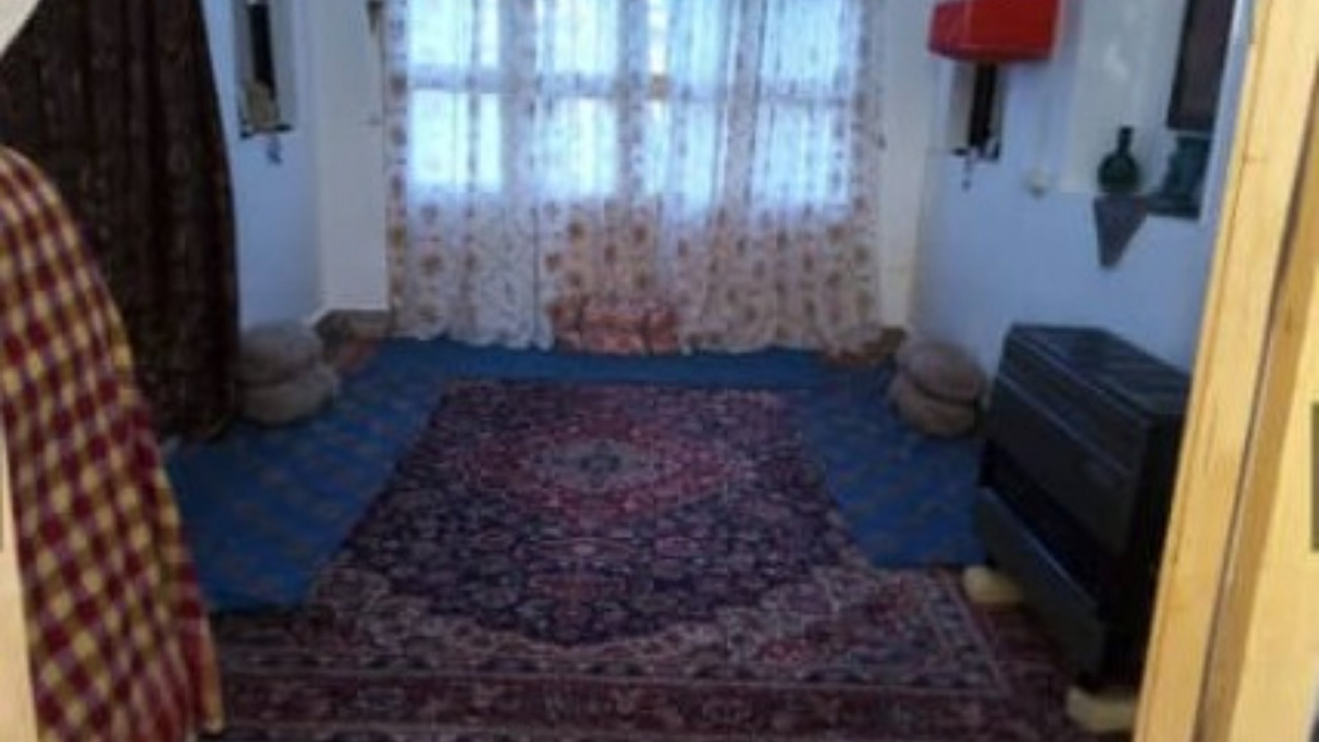 اقامتگاه بومگردی دونا