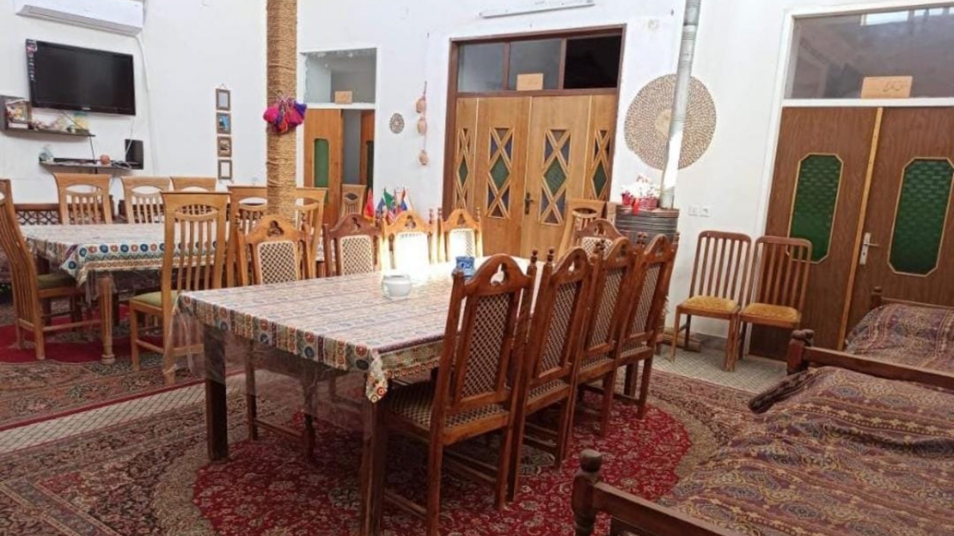 اقامتگاه بومگردی نبکا